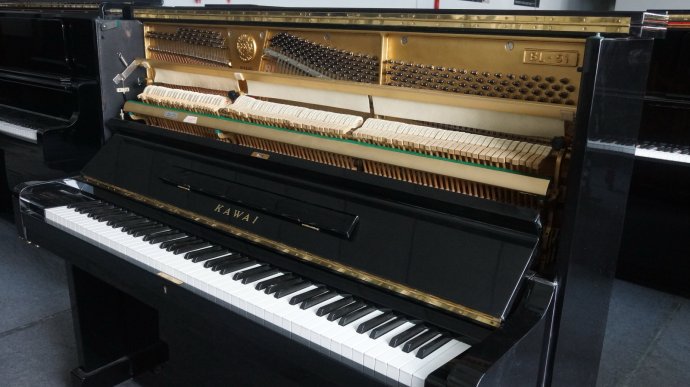 卡瓦依（kawai）钢琴ku-1b