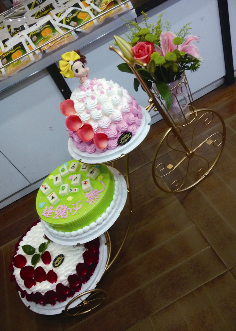 dc04 多层支架蛋糕(购买前先与客服联系)